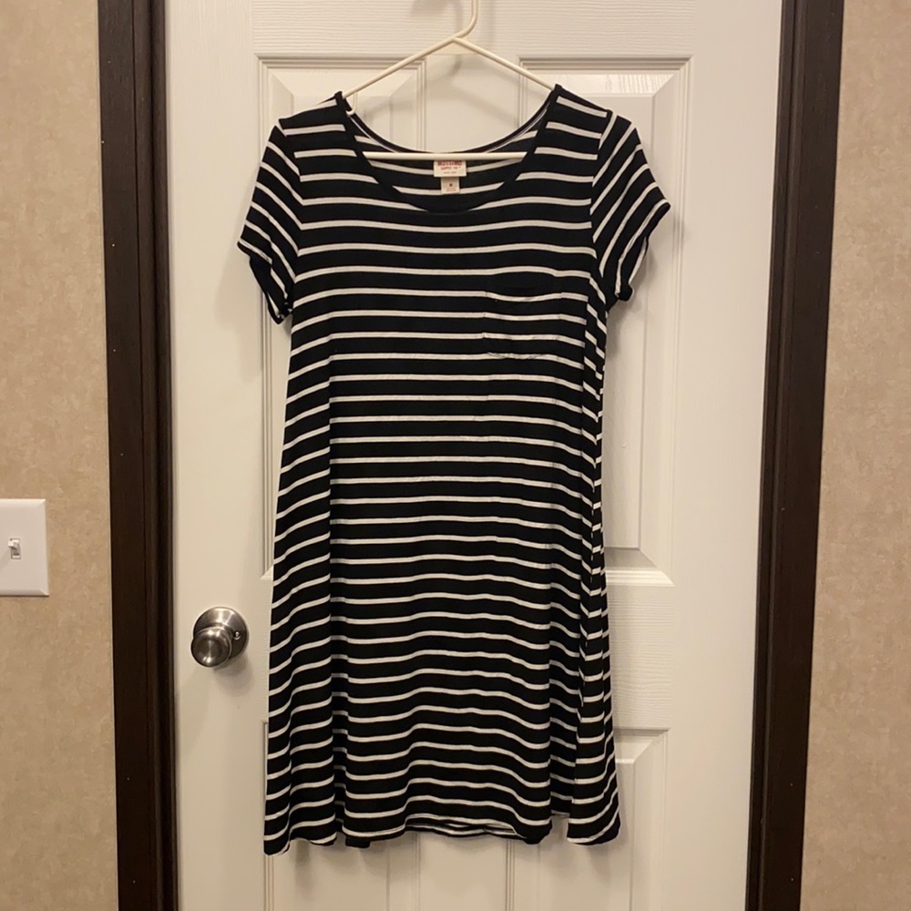 Mossimo Black & White Striped T-Shirt Dress